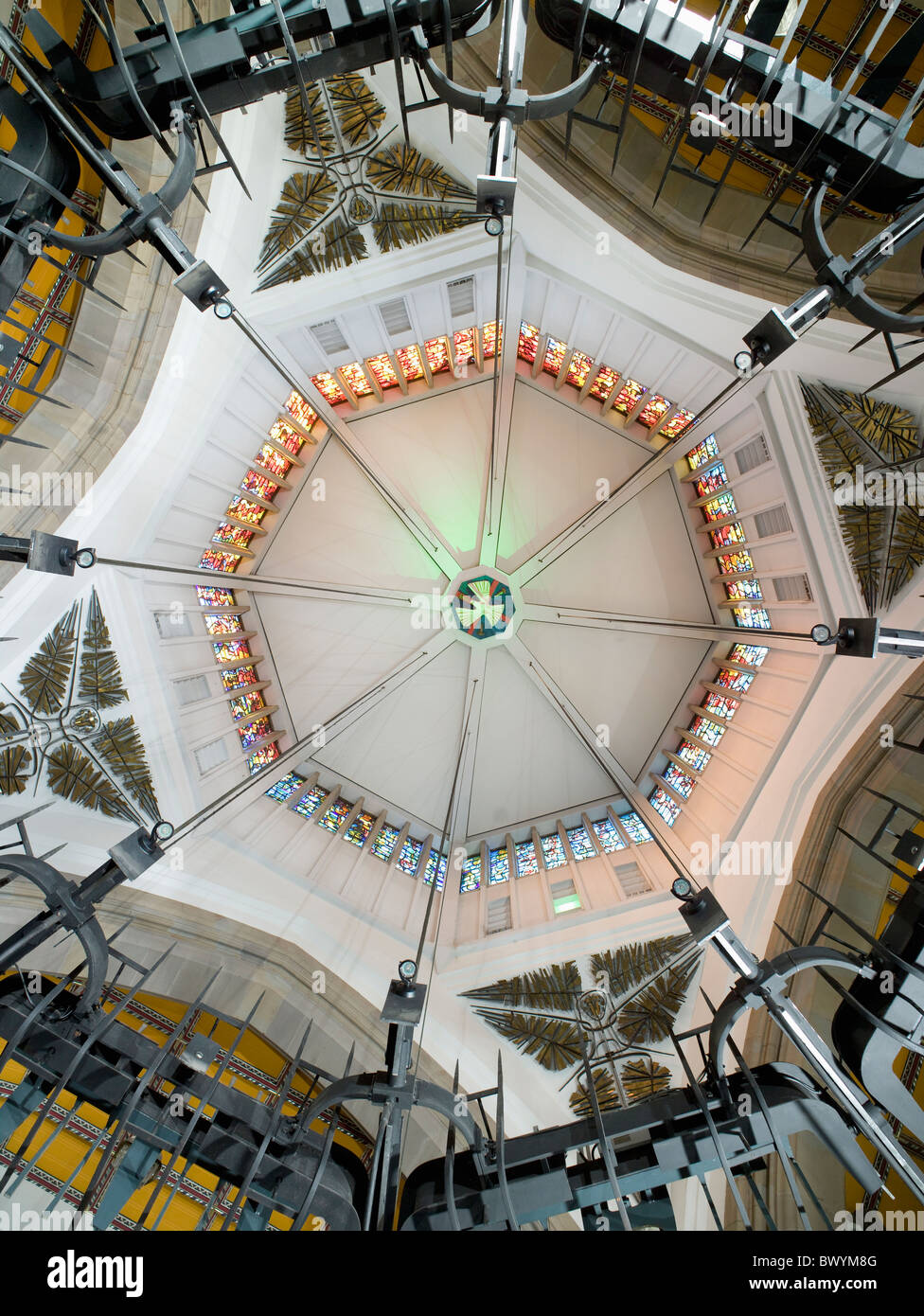 Blackburn Cattedrale interno della corona Foto Stock