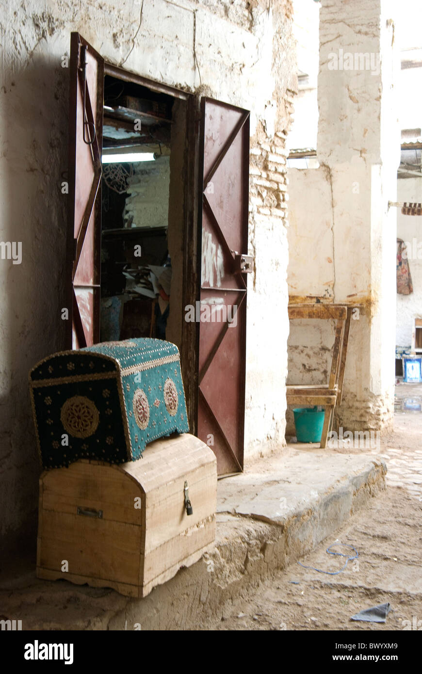 La medina (città vecchia) di Fez, Marocco. Shop. Foto Stock