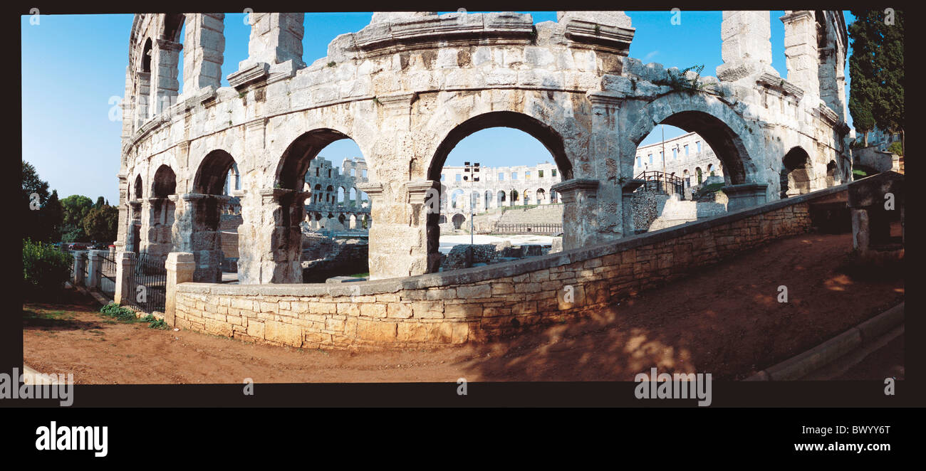 Anfiteatro antico mondo storico antichità Istria Croazia panorama romano romano della città di Pola ampia Foto Stock