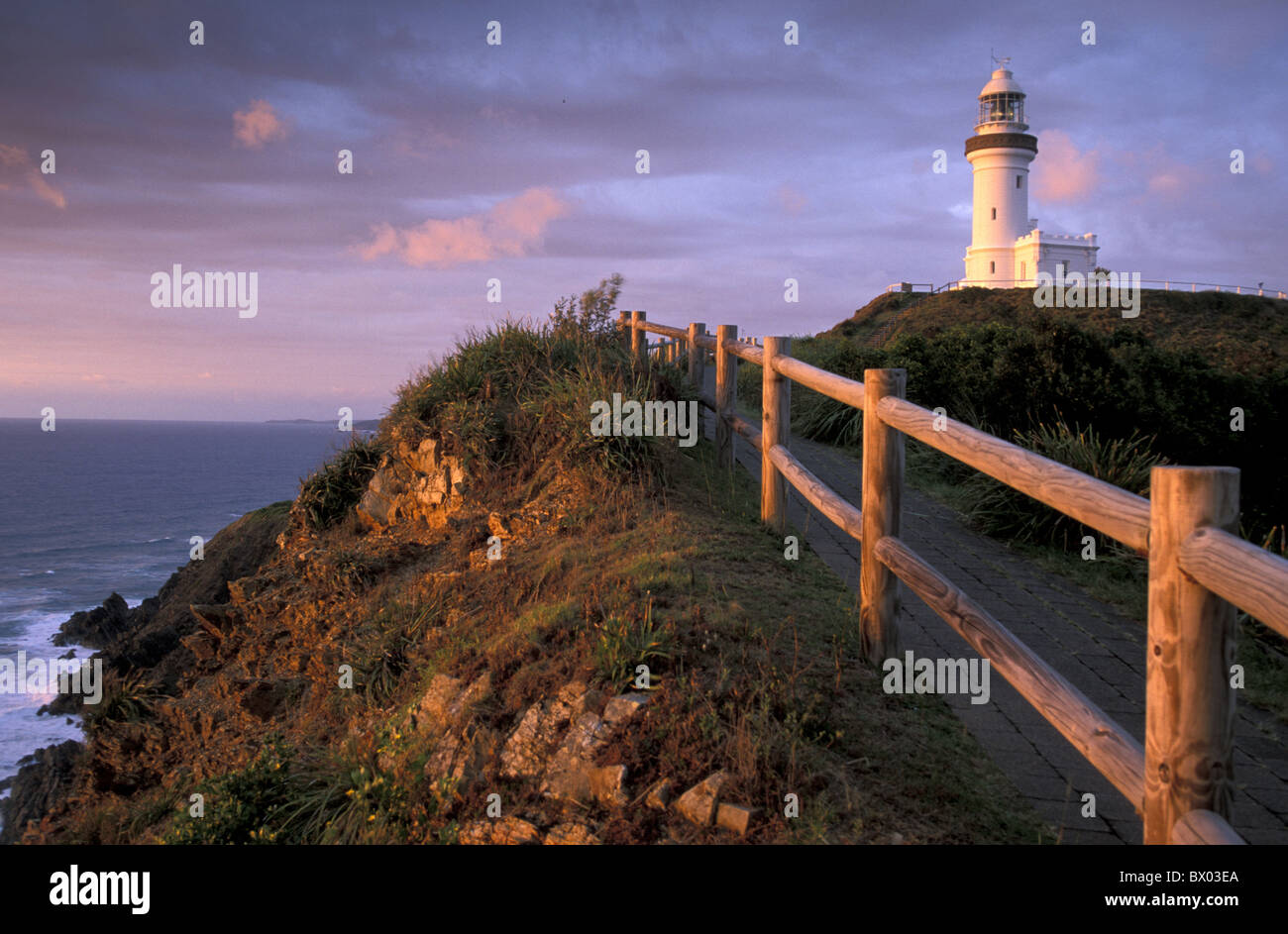 Australia Byron Bay Cape Byron Headland faro di riserva del New South Wales atmosfera del mare Percorso spintore a twilig Foto Stock