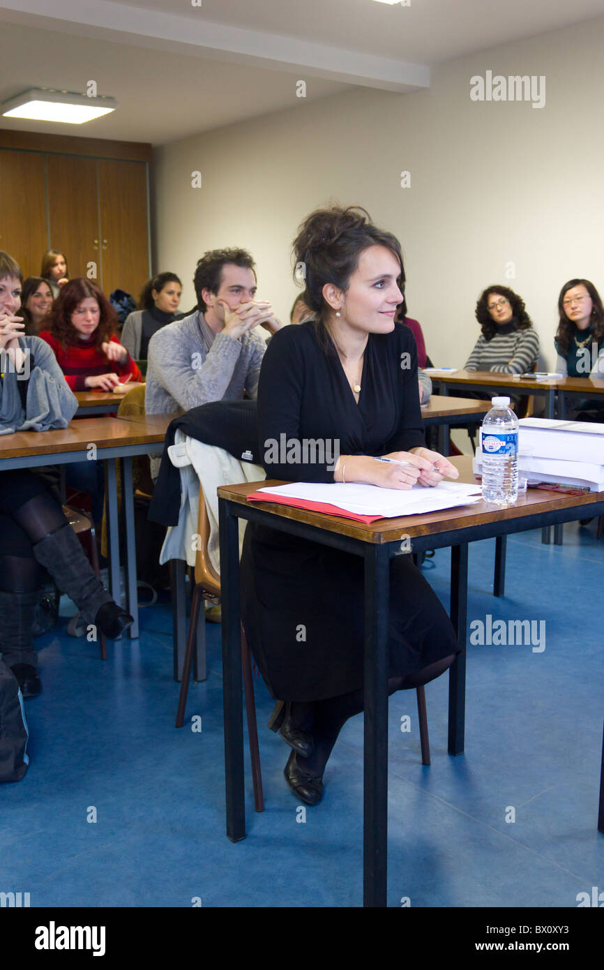 PhD candidate iniziare esaminato dalla giuria, Università di Parigi, la Sorbonne, Parigi, Francia Foto Stock