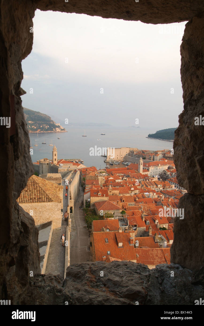 Dubrovnik Città Vecchia vista panoramica del nick tetti mare Croazia Europa costa Adriatico patrimonio mondiale culturale herita Foto Stock