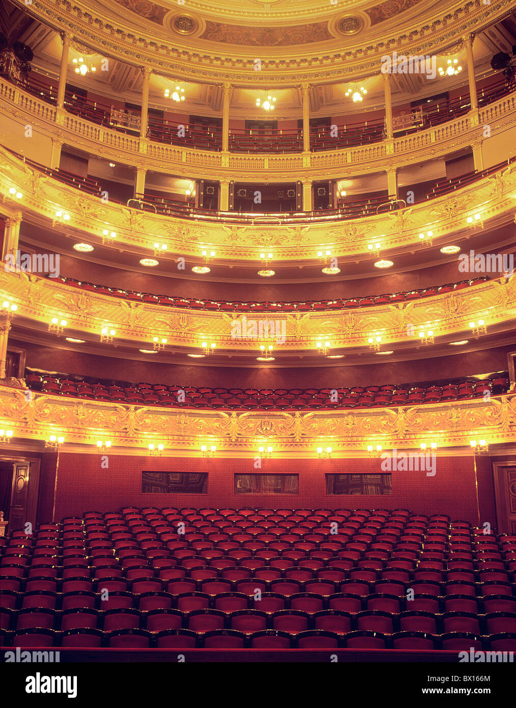 La cultura di balletto Cechia piani all'interno del teatro nazionale dell'opera di Praga gioco ranghi sedi splendido teatro Foto Stock
