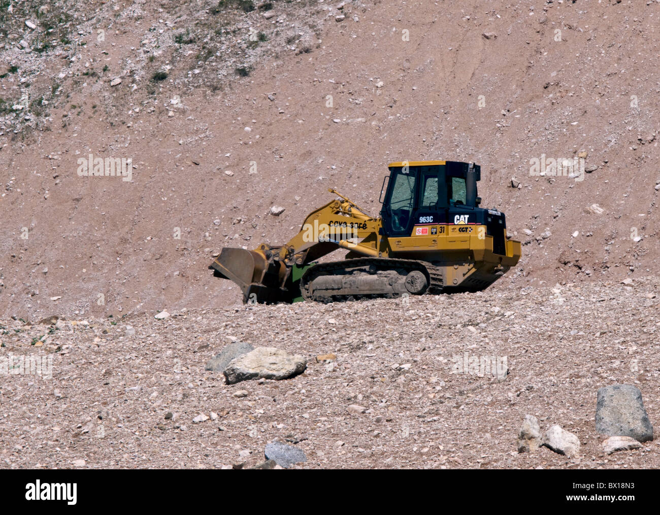CAT 963C Escavatore a cava di aggregati, Armentarola, Italia Foto Stock