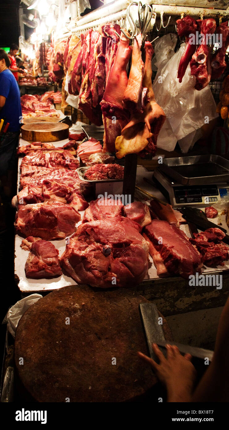 Mercato di carne di scena in Filippine, asia Foto Stock