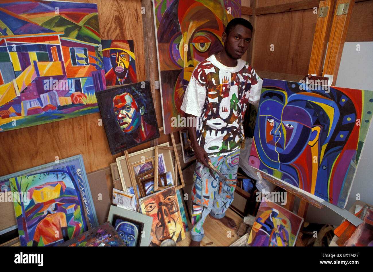 Arte artista Barbados uomo Neville Oluyemi Legall nessun modello di rilascio pittore quadri di pittura foto specialità Foto Stock
