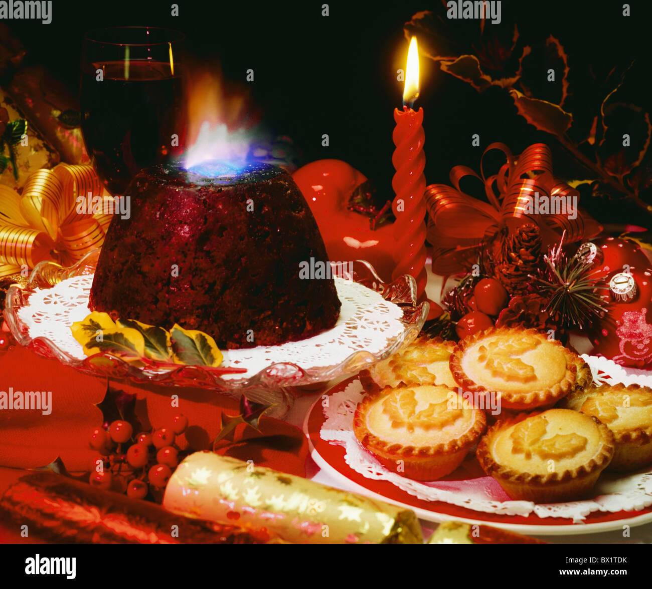Irlanda, tariffa di Natale, Christmas pudding & pasticci di carne macinata Foto Stock