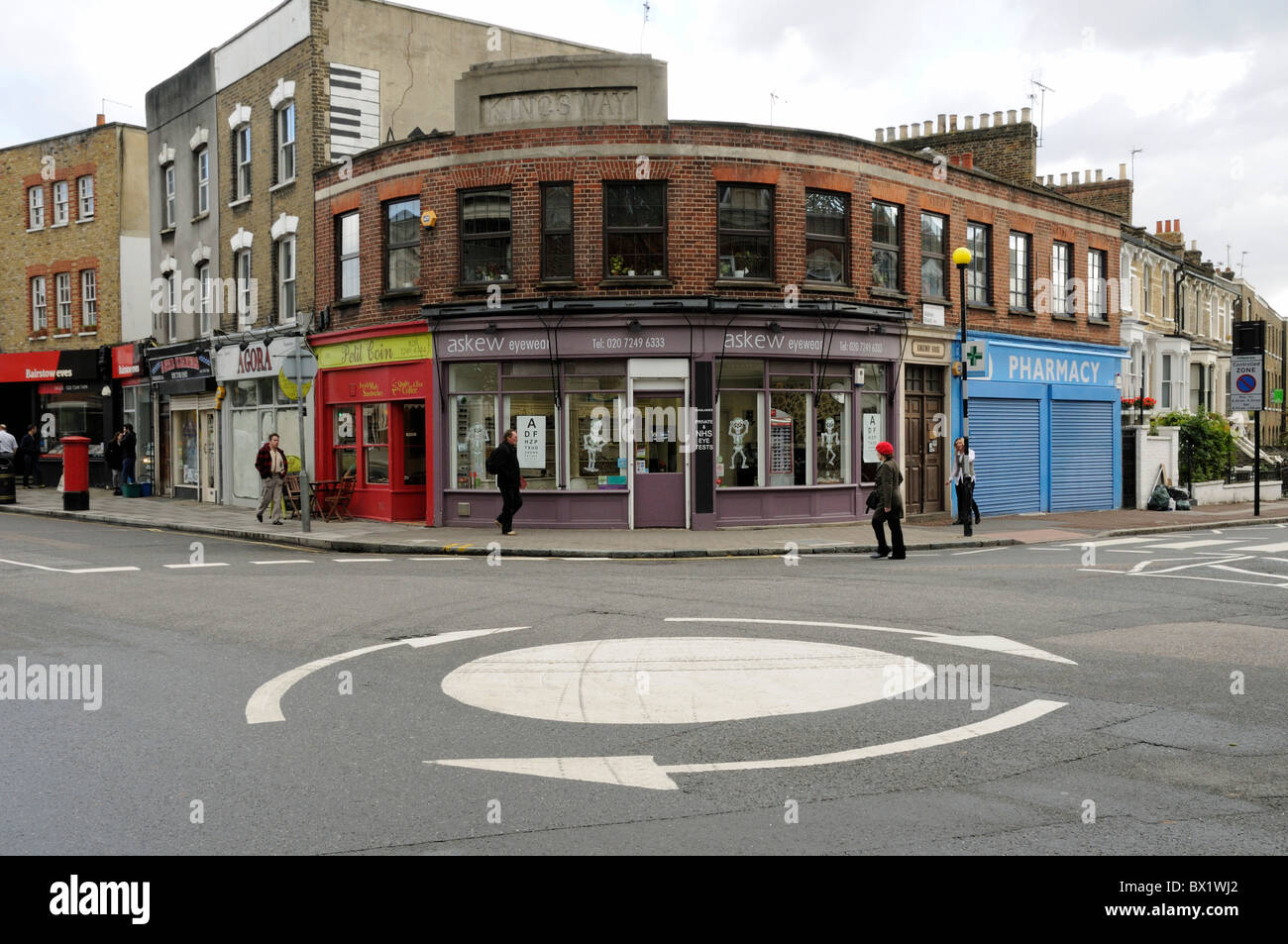 Mini rotonda, Stoke Newington Church Street, Londra Inghilterra REGNO UNITO Foto Stock
