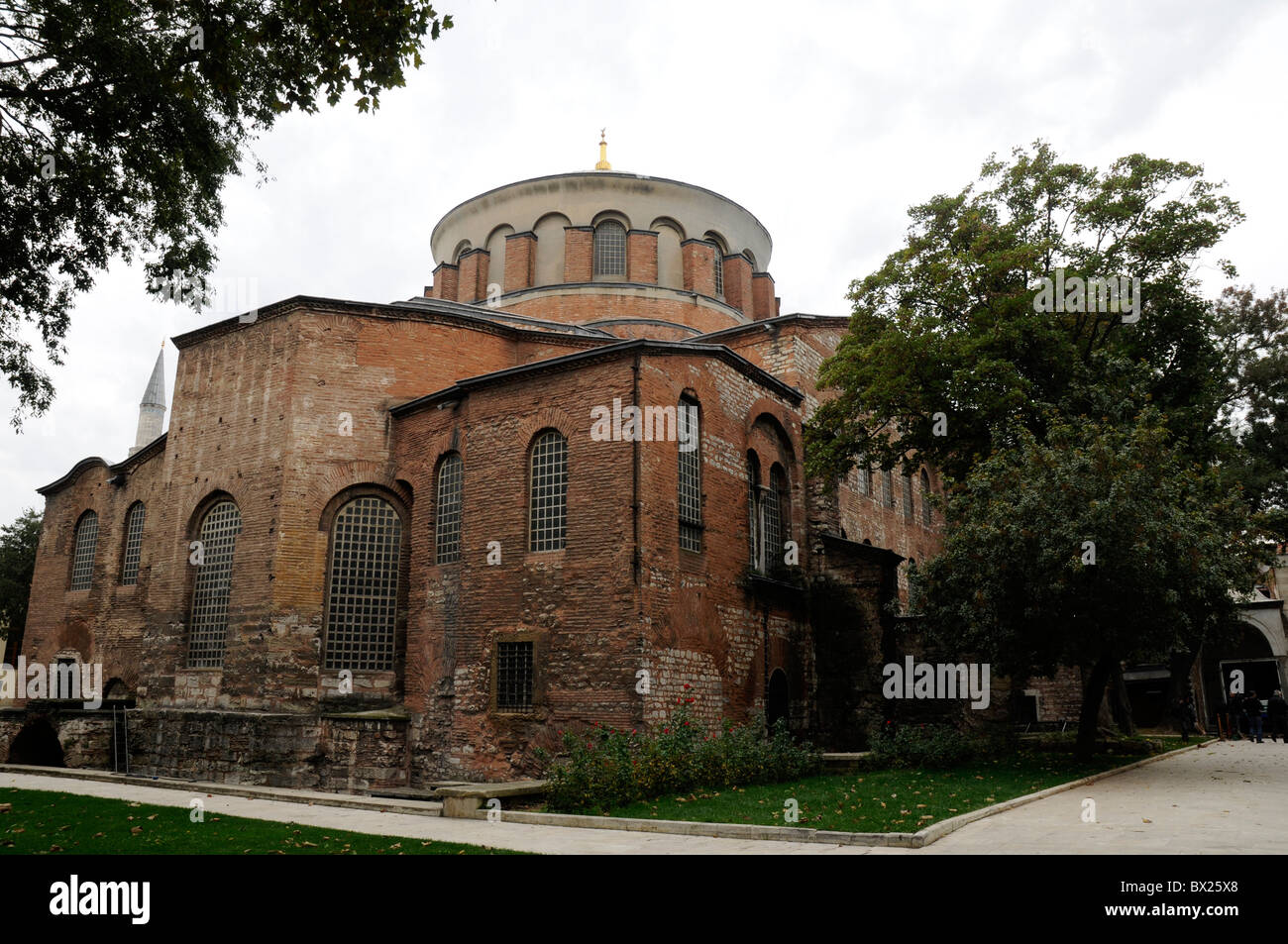 Hagia Irene o Hagia Eirene, una ex chiesa ortodossa orientale situato nel cortile esterno del Palazzo Topkapi, Istanbul, Turchia Foto Stock