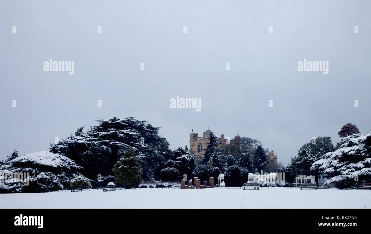 Inverno a Wollaton Hall di Nottingham Foto Stock