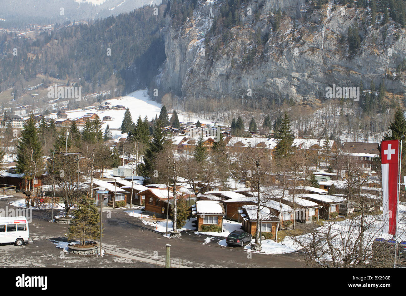 Lauterbrunnen, Svizzera - chalets per le vacanze in inverno Foto Stock