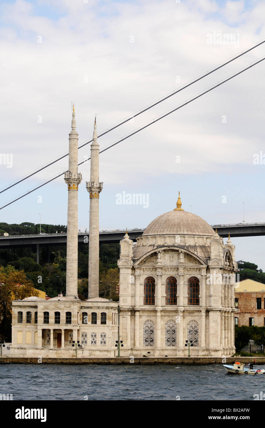 La Moschea Ortakoy, Istanbul, Turchia Foto Stock