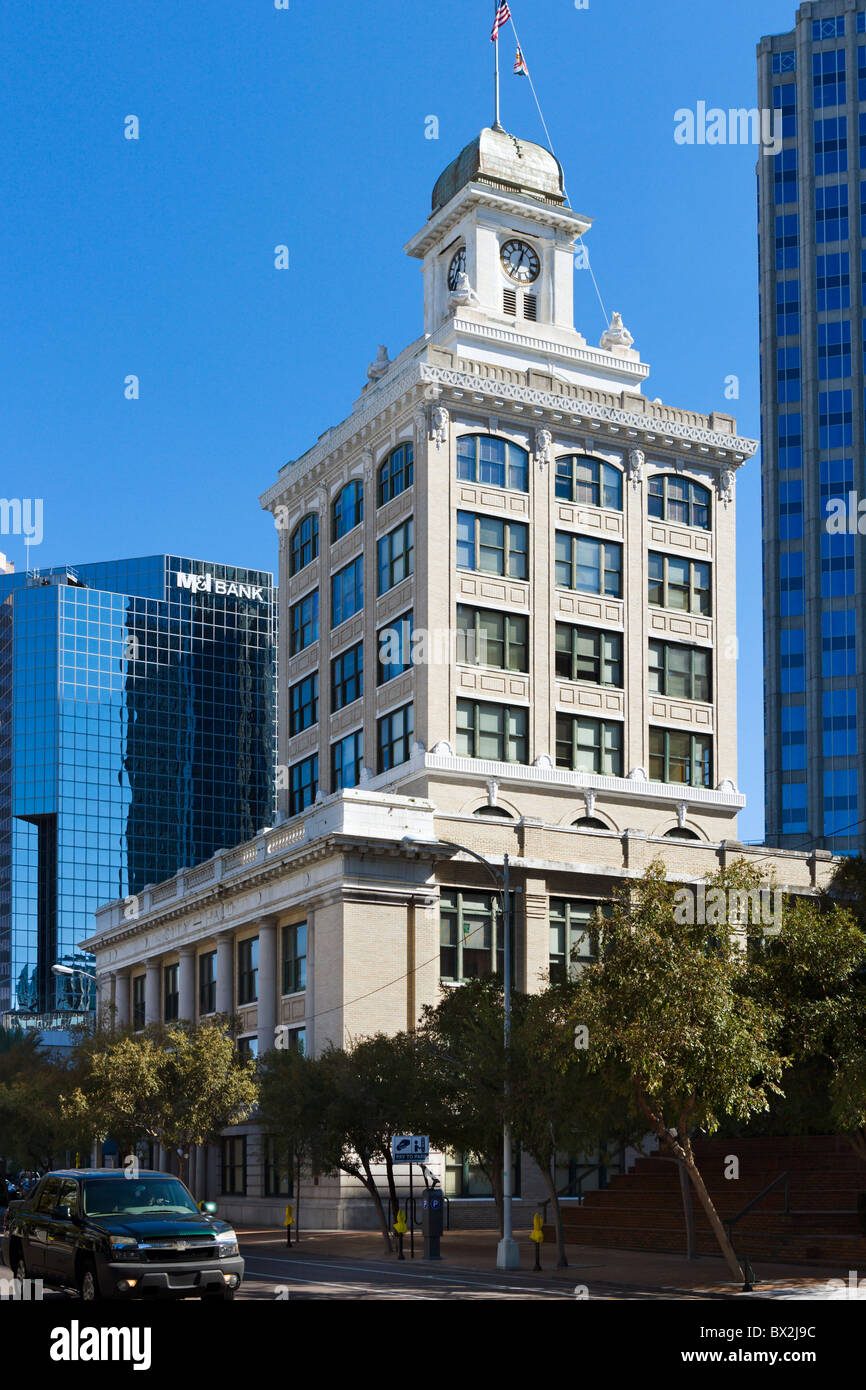 Il Vecchio Municipio e Viale Kennedy, Tampa, Florida, Stati Uniti d'America Foto Stock
