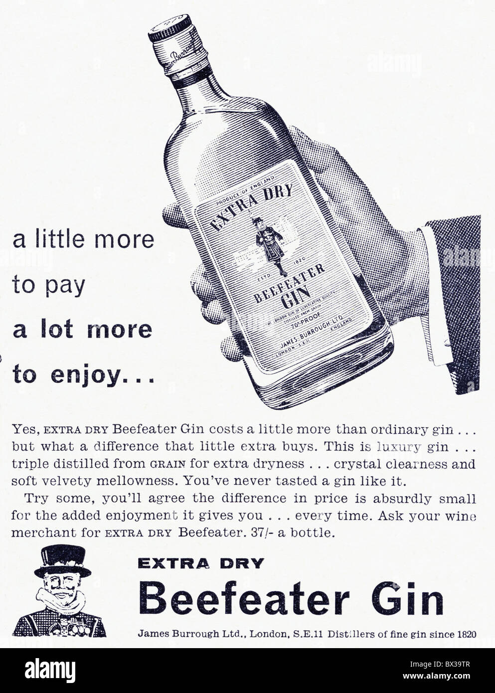 Beefeater Extra Dry Gin pubblicità in bianco e nero su rivista circa 1958 Foto Stock