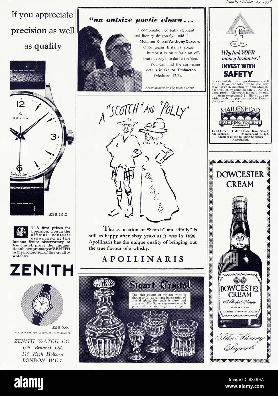Pagina completa di annunci in bianco e nero tipici del periodo in rivista circa 1958 Foto Stock