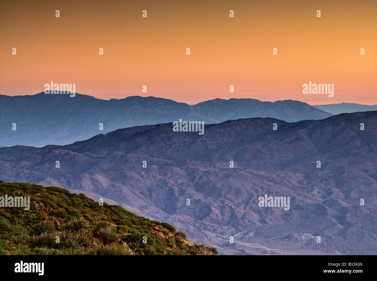 Mts a dente di sega, Vallecito Mts, Anza Borrego Desert St Park, tramonto, dal picco di Stephenson su Sunrise Hwy nella Laguna Mts, California Foto Stock