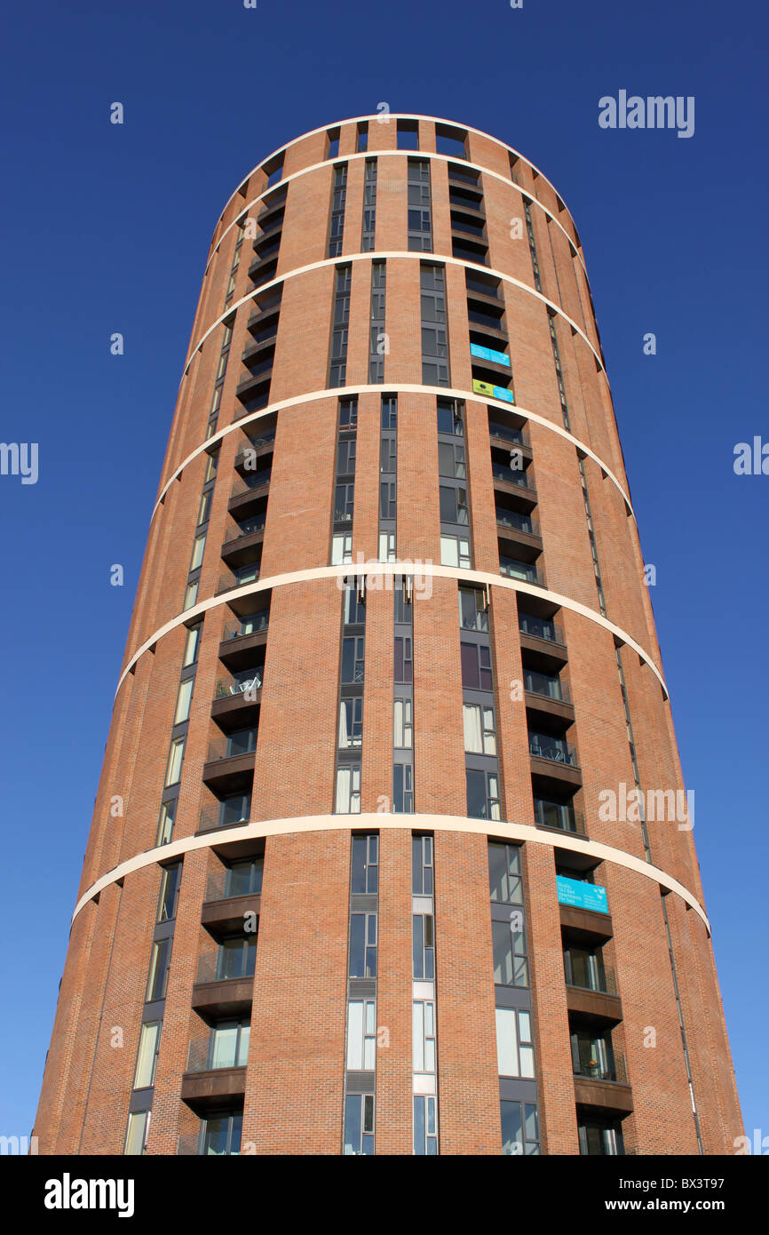 Edificio Candlehouse a Granary Wharf sul lungomare di Leeds a Leeds Yorkshire. Foto Stock