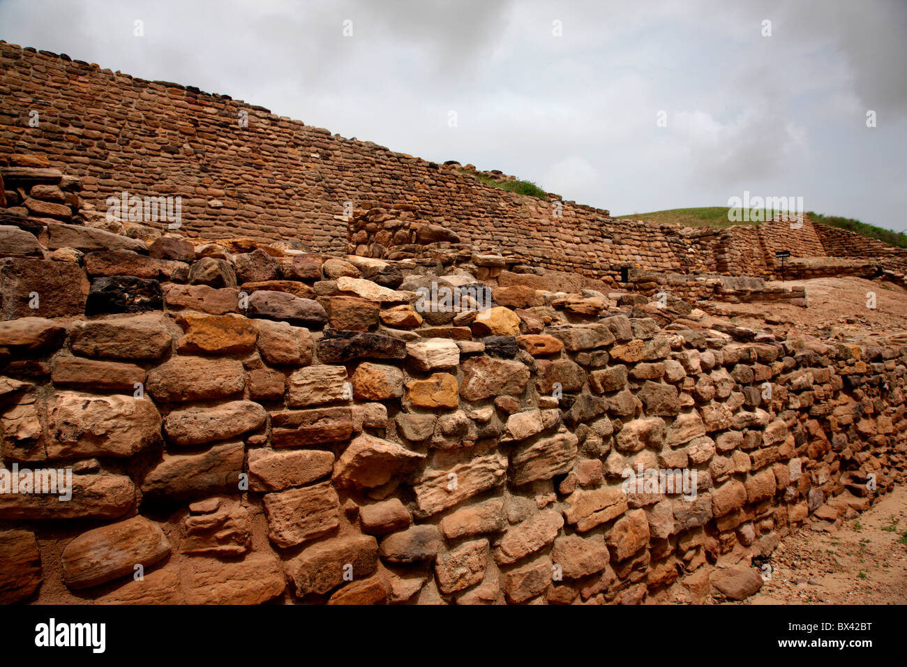 Dholavira un sito scavato della città antica di civiltà Harappa, Gujarat, India Foto Stock