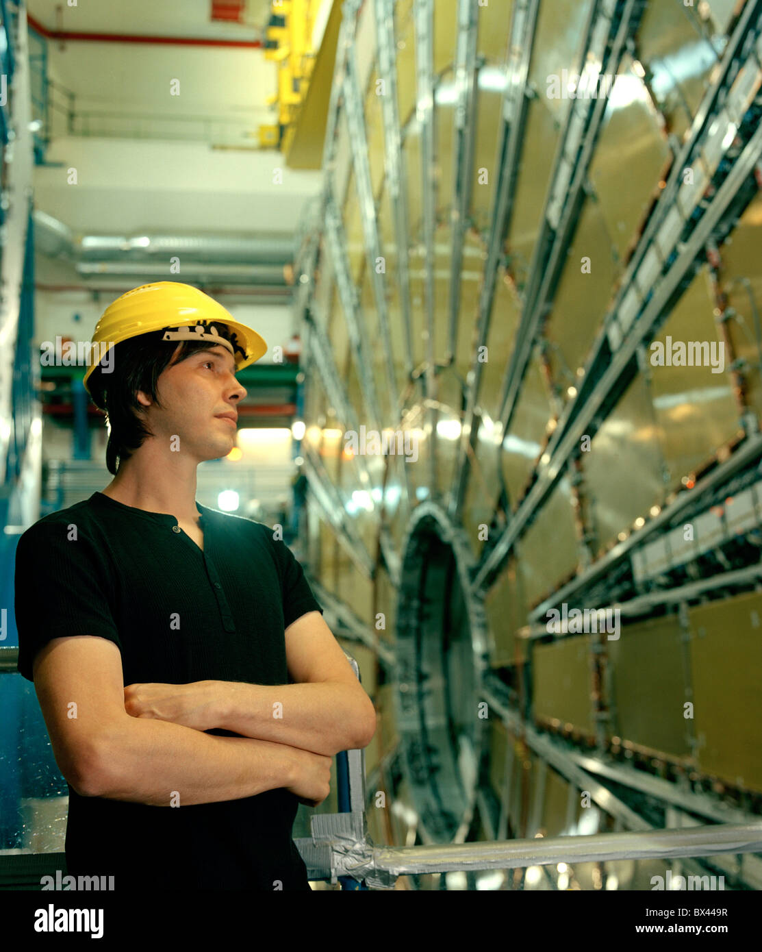 Il professor Brian Cox presso il CERN Large Hadron Collider nei pressi di Ginevra Foto Stock