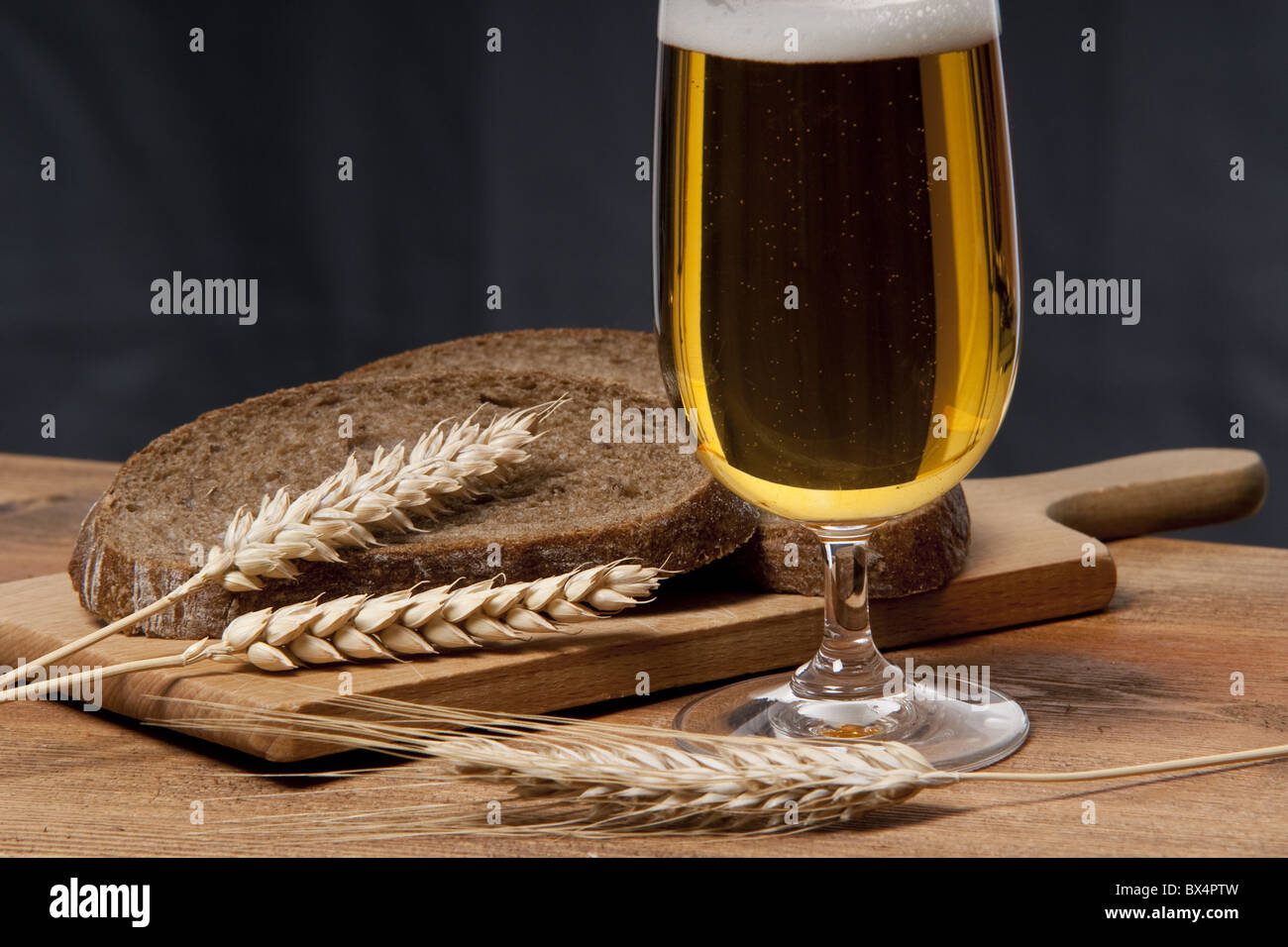 Bicchiere di birra Foto Stock