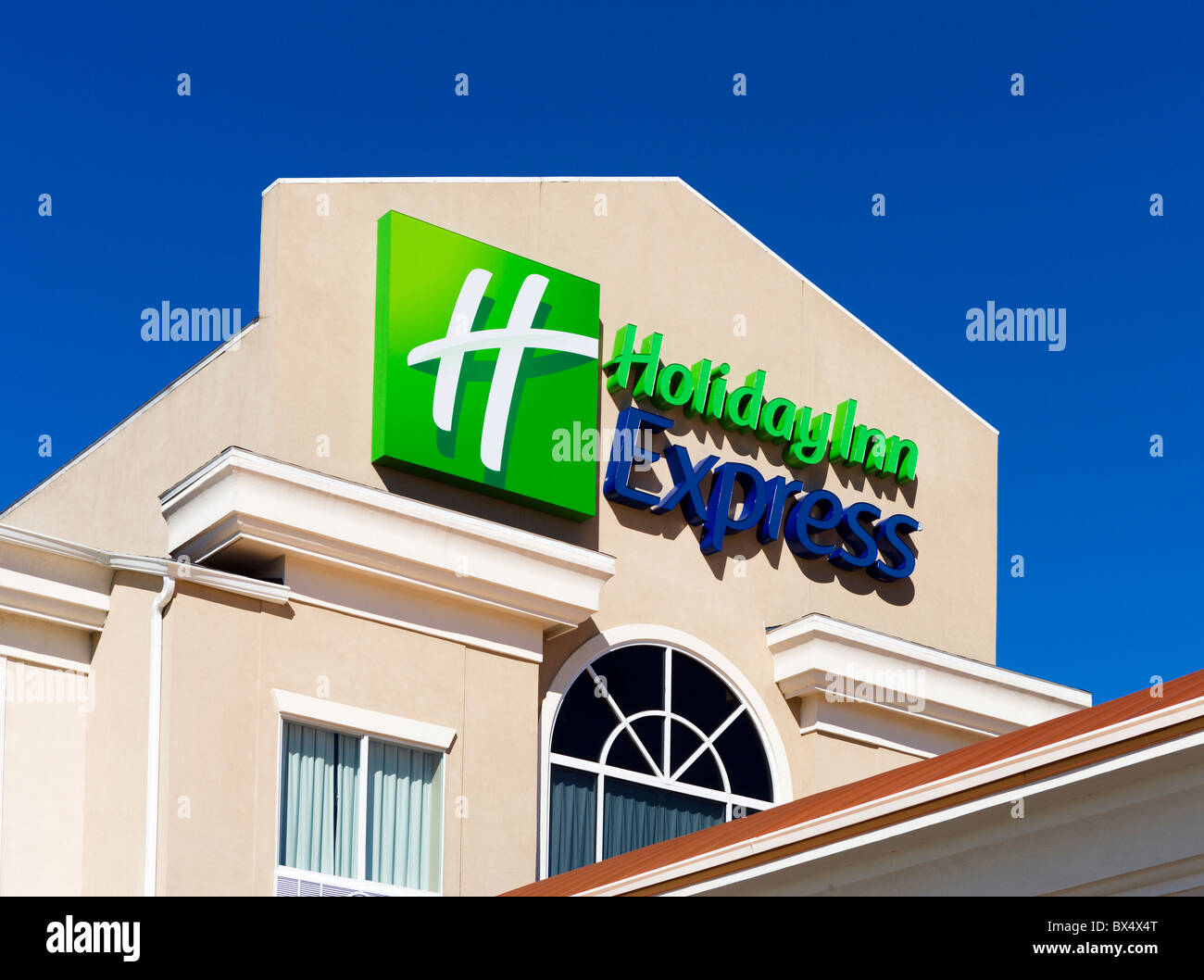 Un tipico Holiday Inn Express negli Stati Uniti vicino al Eagle Ridge Mall, il lago del Galles, Central Florida Foto Stock