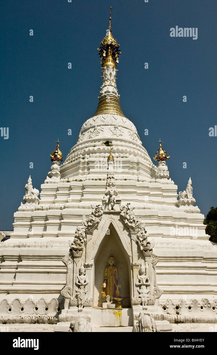 Thailandia - Wat Buppharam un tempio buddista in Chiang Mai in Thailandia del Sud Est Asiatico. Foto Stock