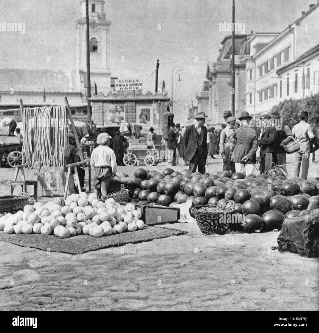Una vista del mercato in Berehov in Ruthenia dei Carpazi nel 1930. --- Carpatian Ruthenia la parte più orientale del Czechoslovkaia era Foto Stock