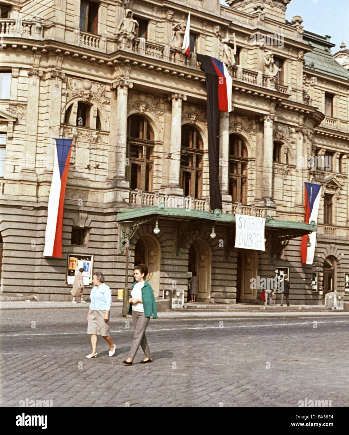 Teatro, bandiere, Praga Foto Stock