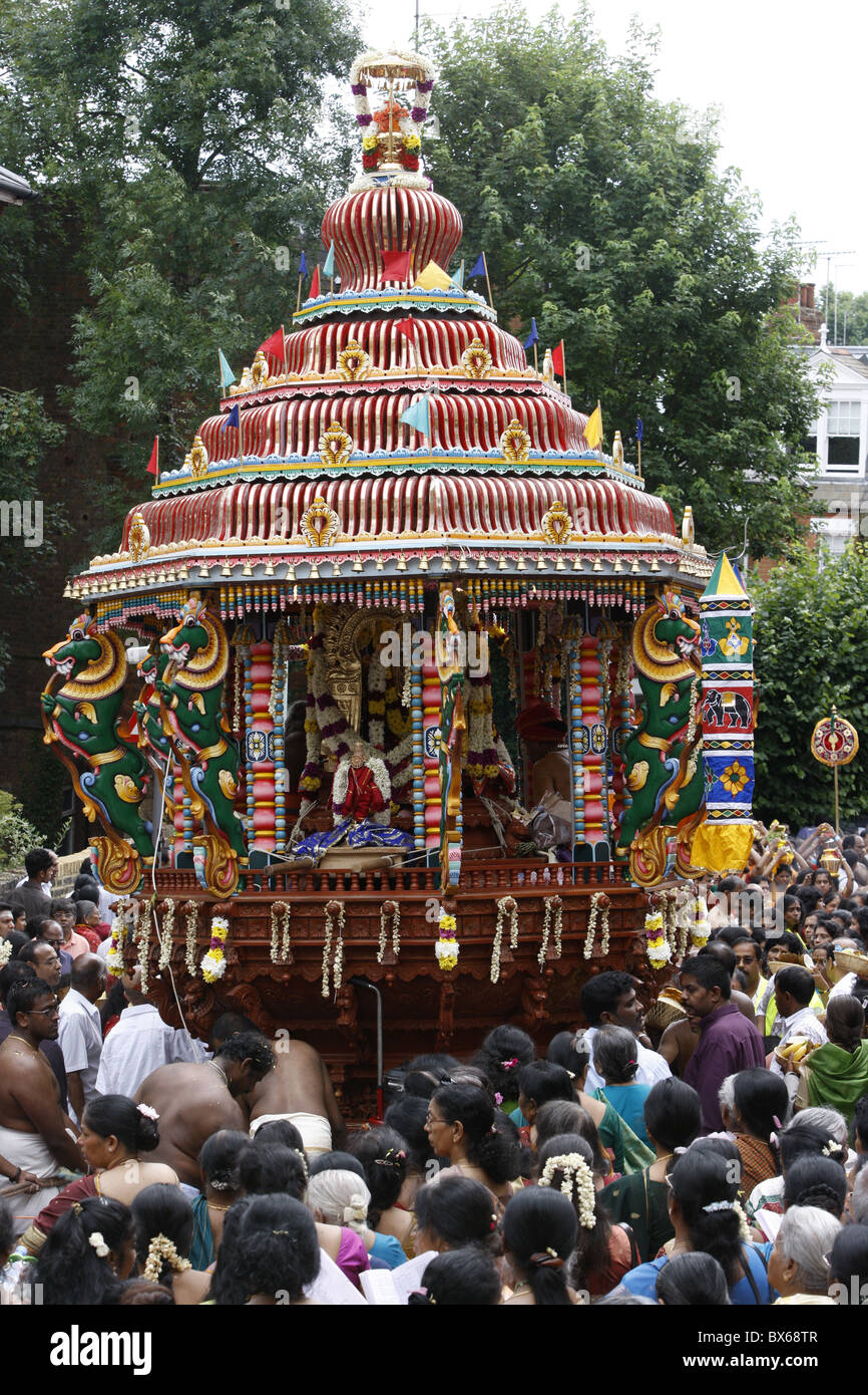 Chariot festival in processione, London, England, Regno Unito, Europa Foto Stock