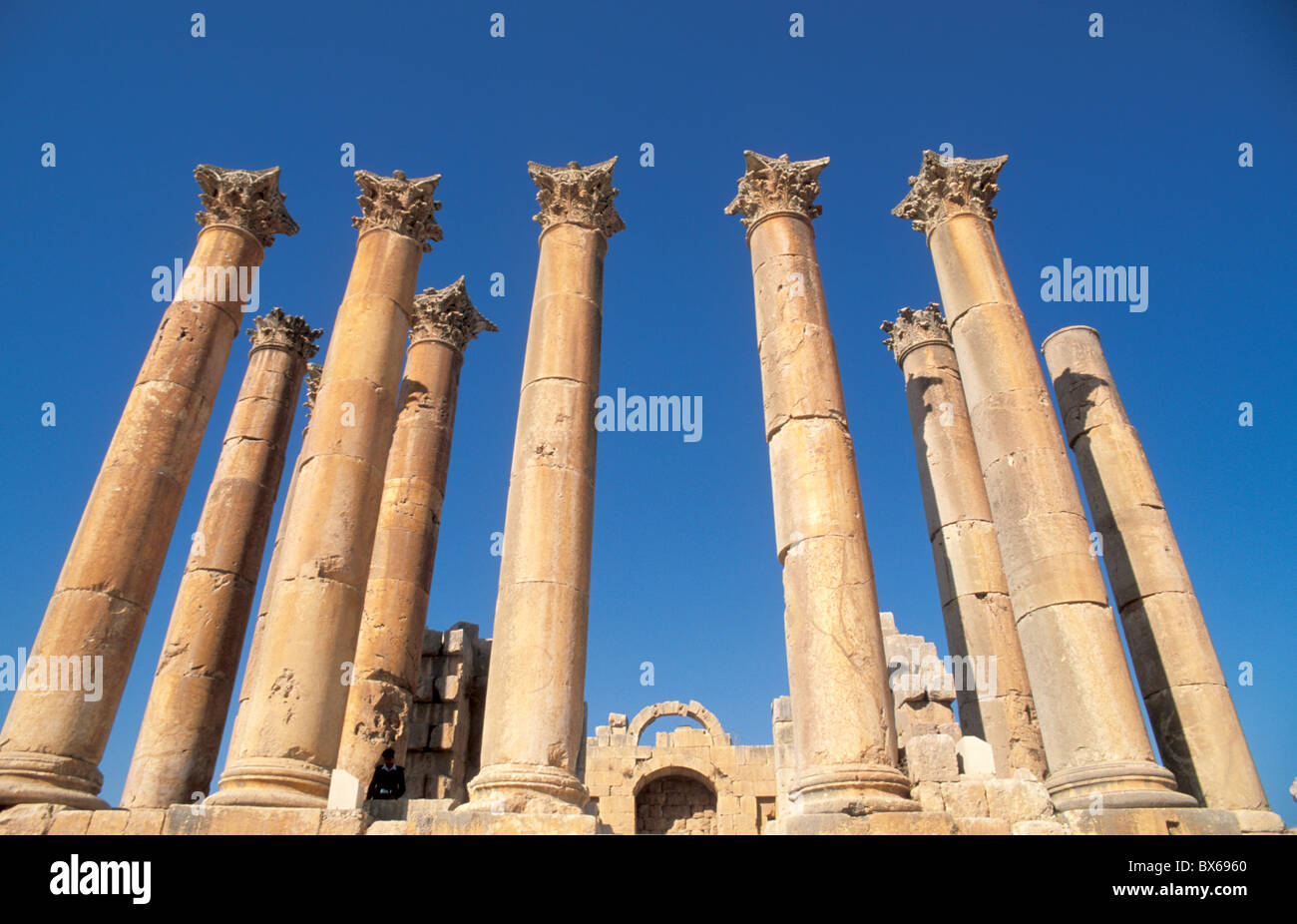 Il Tempio di Artemide, costruito nel II secolo D.C., Jerash, Giordania, Medio Oriente Foto Stock