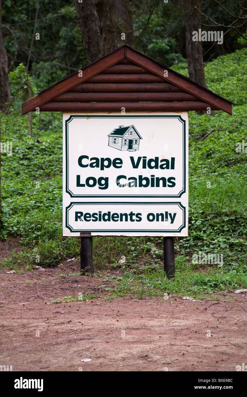 Segno per Cape Vidal casette - solo residenti! Il iSimangaliso Wetland Park, Kwazulu Natal Foto Stock