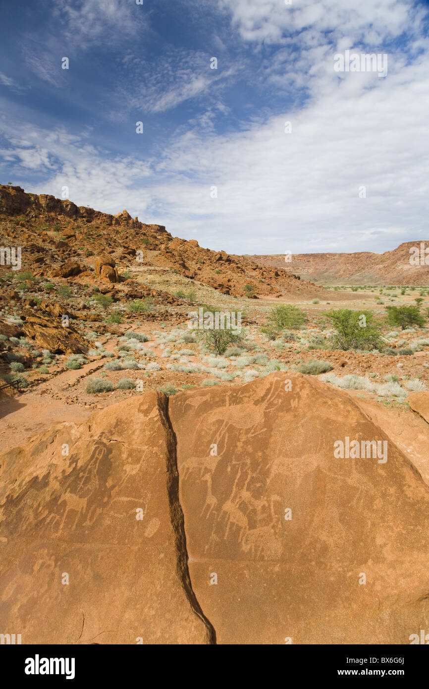 Disegni antichi su roccia arenaria, Twyfelfontein, Sito Patrimonio Mondiale dell'UNESCO, Namibia Foto Stock