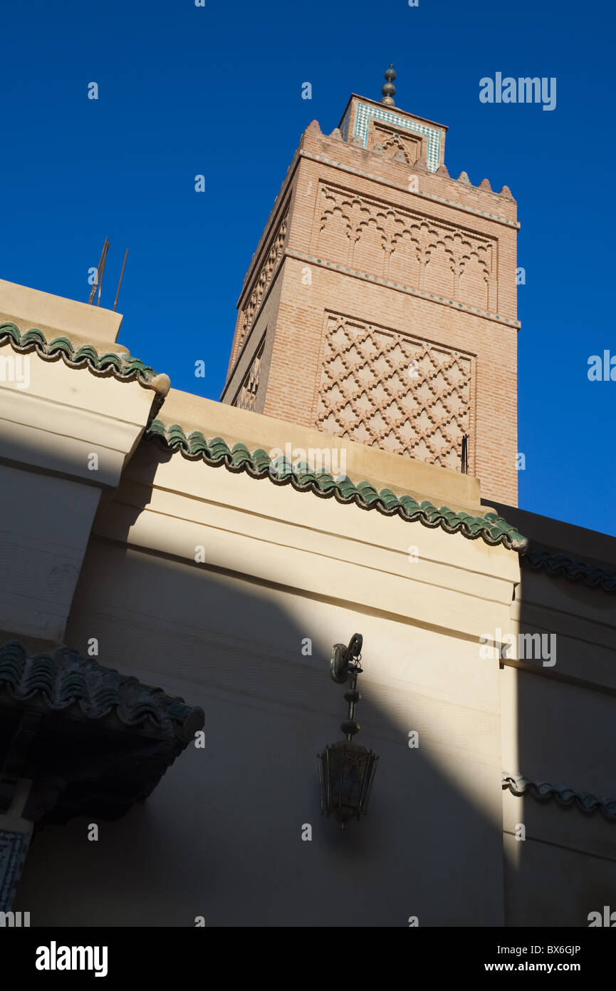 Il minareto di Okba, Oujda, della regione orientale, Marocco, Africa Settentrionale, Africa Foto Stock