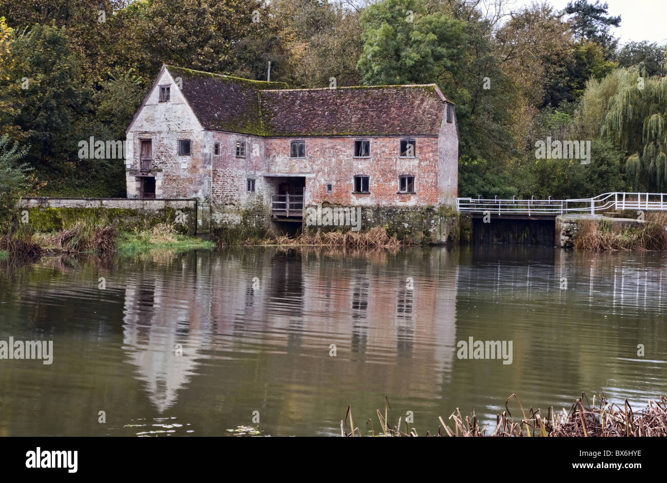 Sturminster Newton Mill e il fiume Stour, Dorset, England, Regno Unito, Europa Foto Stock