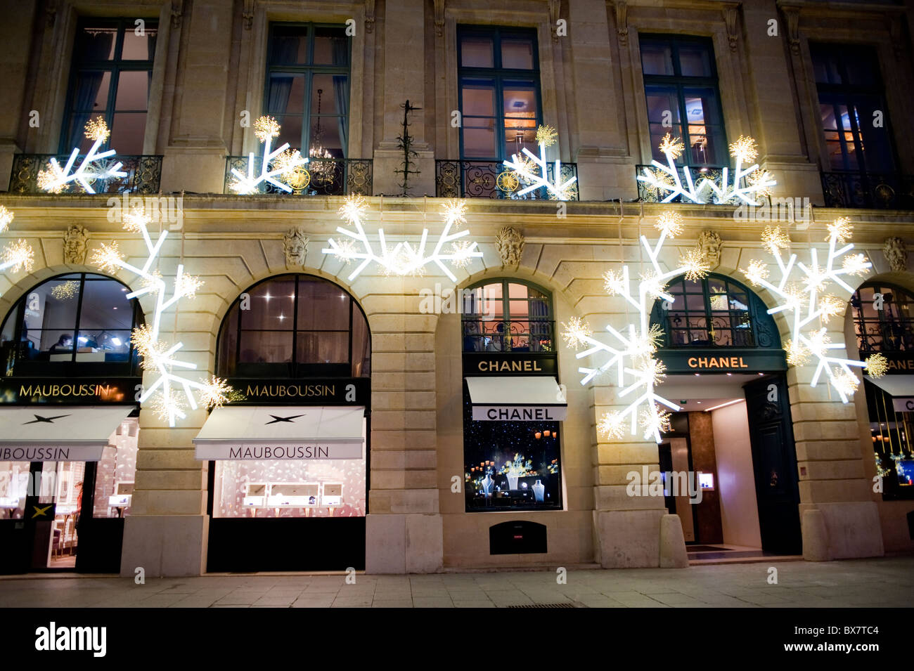 Parigi, Francia, Shopping di Natale di lusso, Mauboussin Jewellery Brands, Chanel Stores, Luogo Vendome Foto Stock
