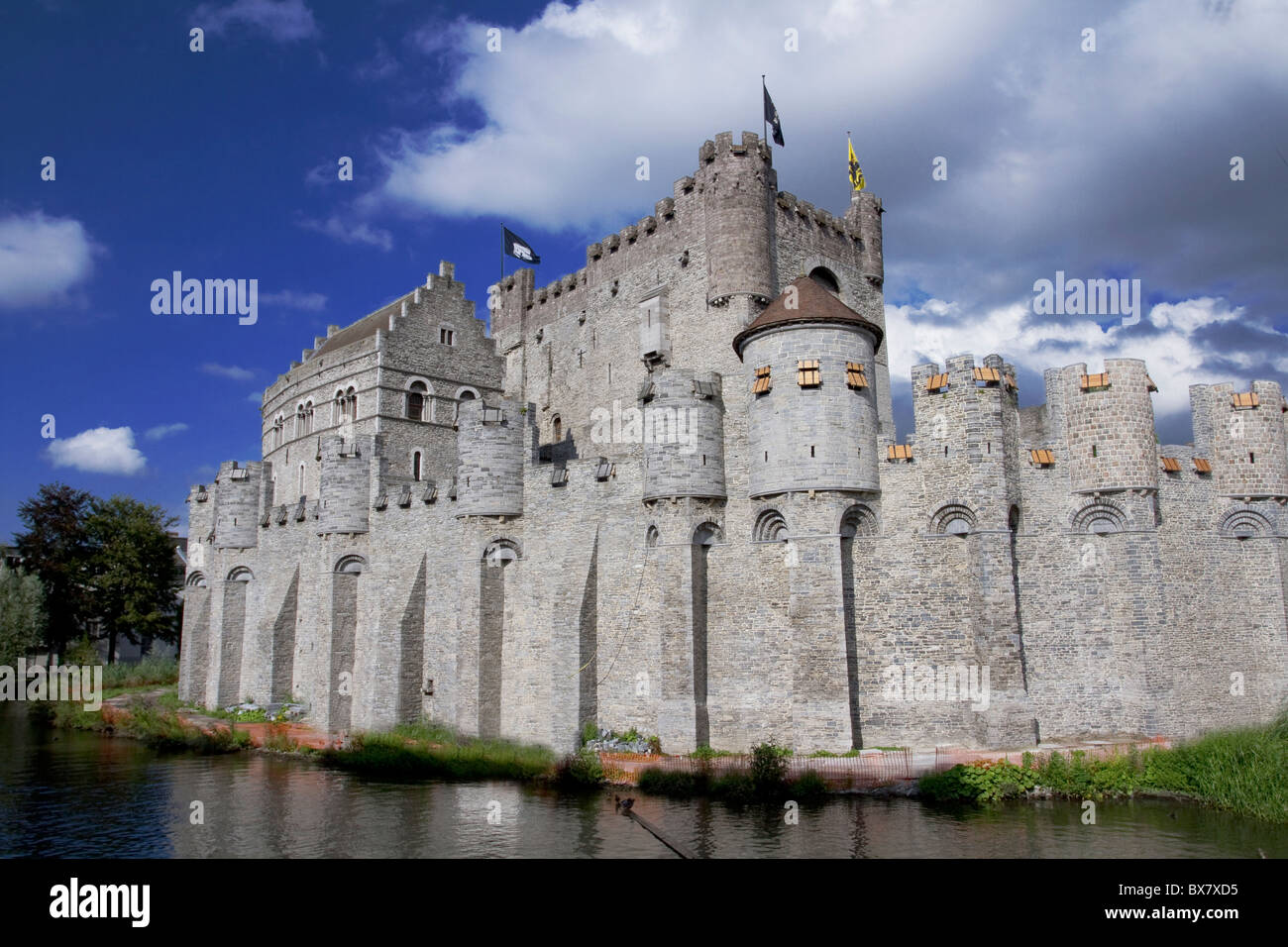 Castello di Gravensteen a Gand in Belgio nel periodo estivo. Foto Stock