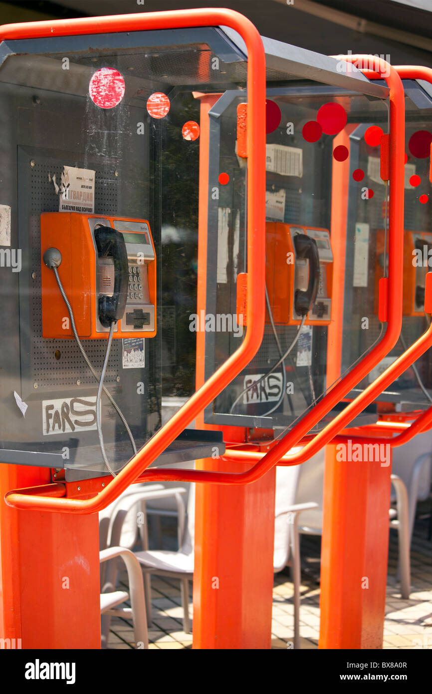 Telefoni pubblici a Varna in Bulgaria Foto Stock