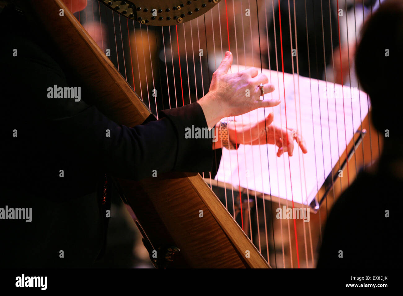 Ashdod Symphony Orchestra diretta da Mark Wallach Foto Stock