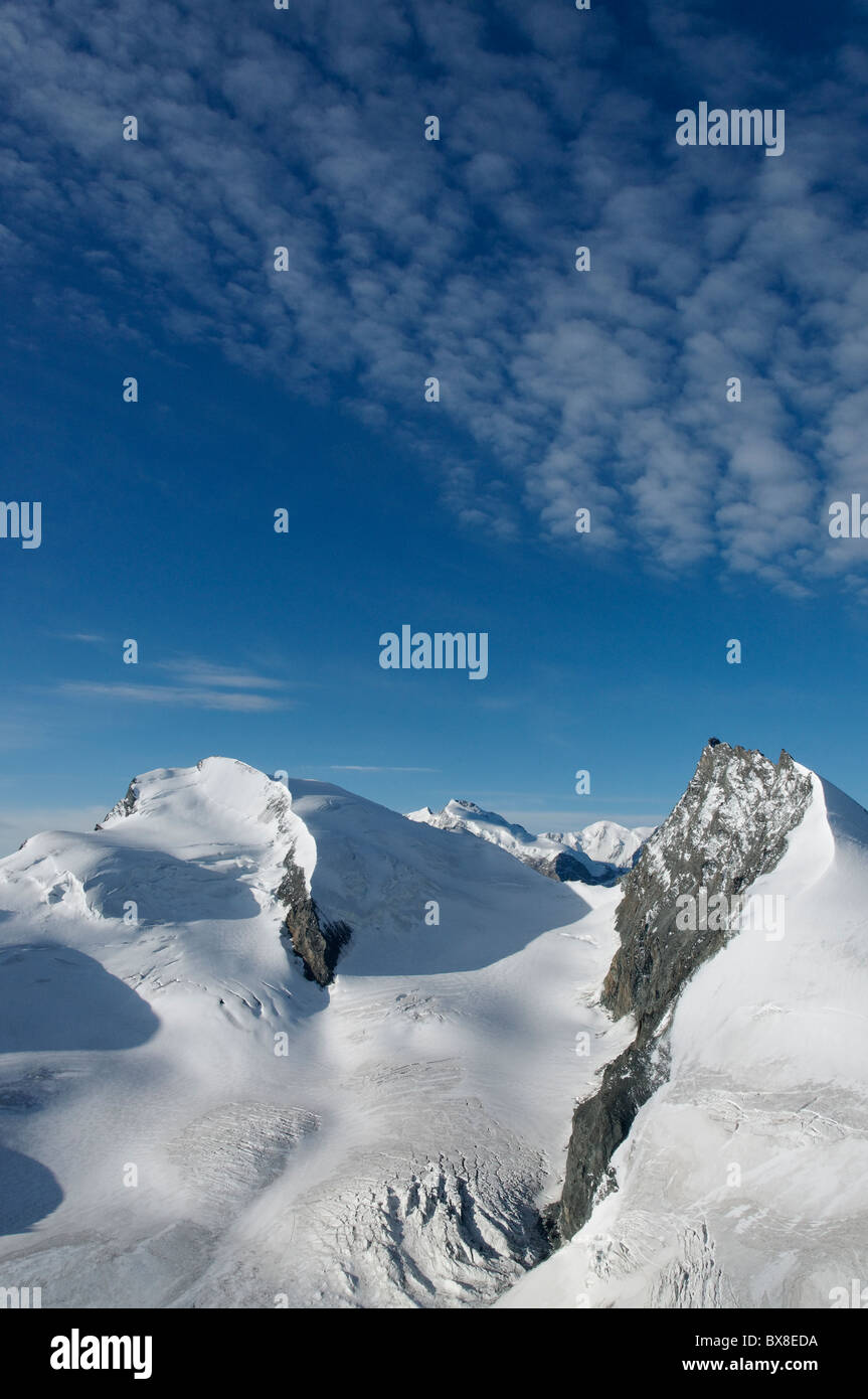 Sulle Alpi del Vallese da alta sul Allalinhorn, Svizzera Foto Stock