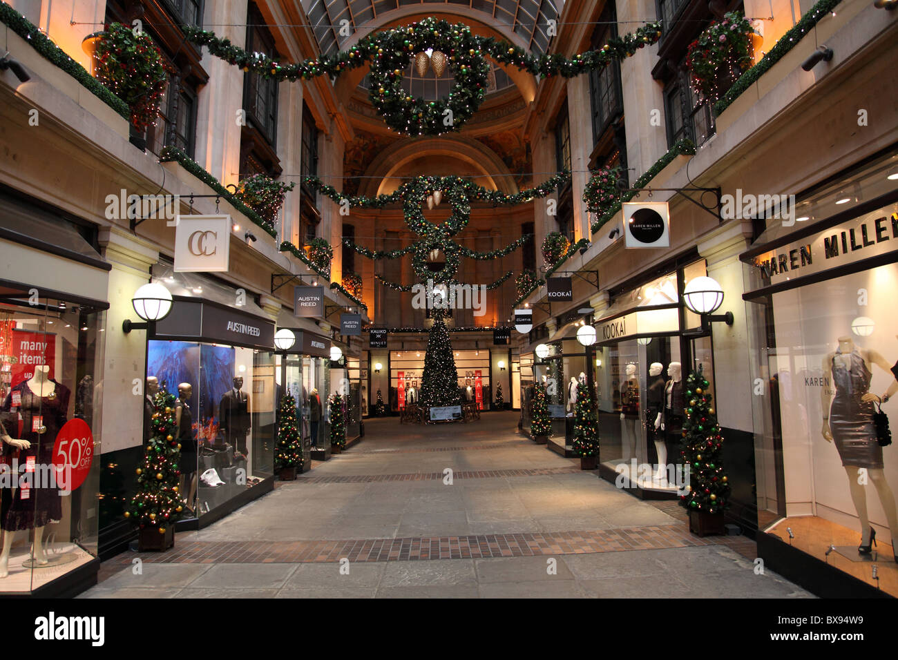 Lo scambio shopping arcade in casa Consiglio, Nottingham, Inghilterra, Regno Unito Foto Stock Lo scambio shopping arcade in casa Consiglio, Nottingham, Inghilterra, Regno Unito Foto Stock