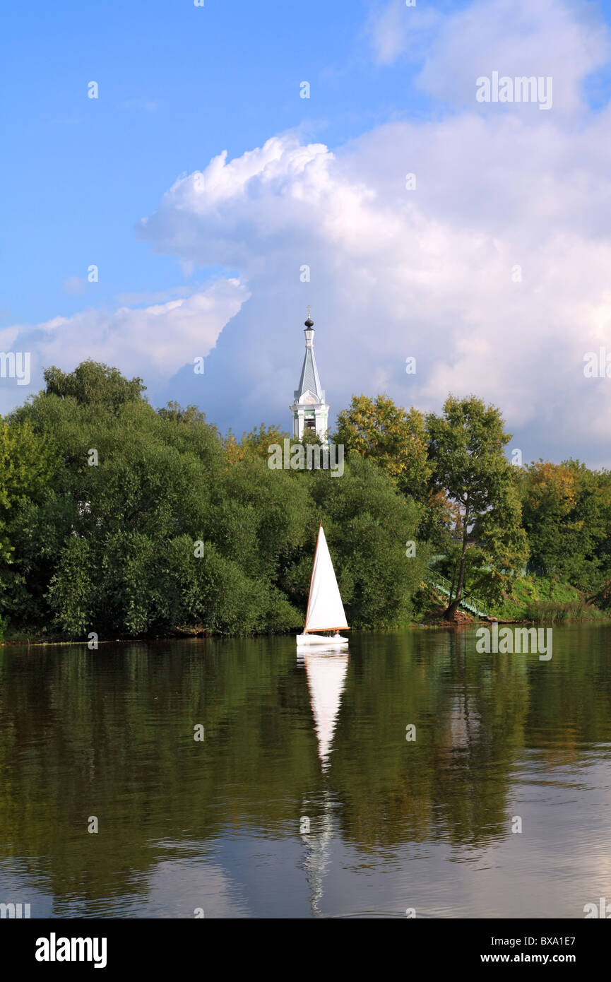 Piccolo sailfish sul fiume Foto Stock