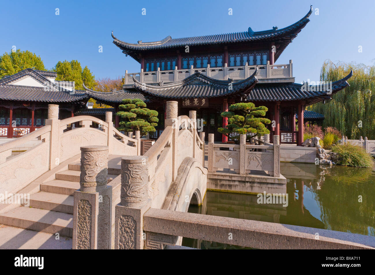 TEAHOUSE, giardino cinese, LUISENPARK, Mannheim, BADEN-WUERTTEMBERG, Germania Foto Stock