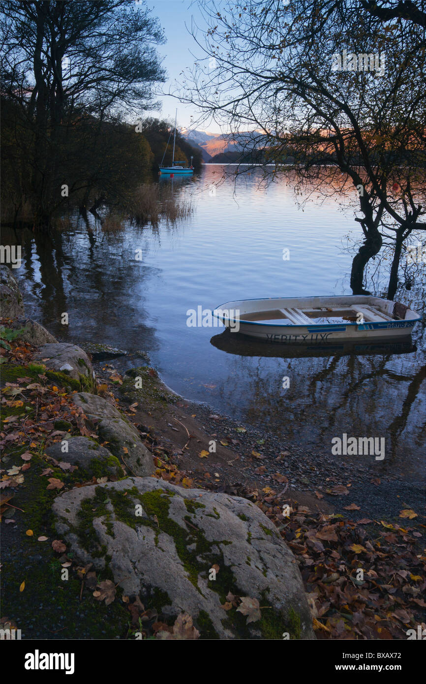 Ullswater a Howtown, Lake District, Cumbria, Inghilterra, Novembre 2010 Foto Stock