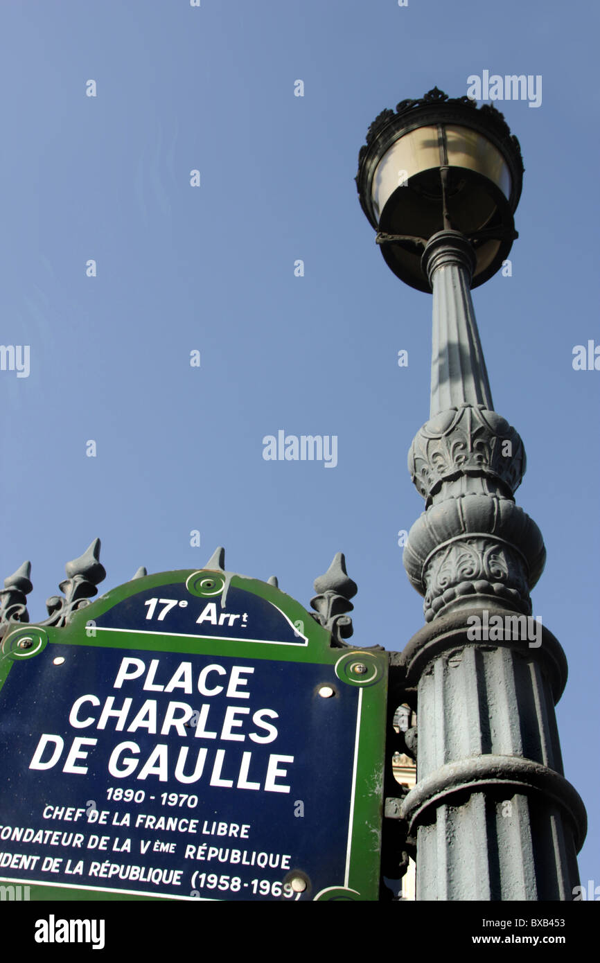 Paris street segni e indicazione nella città intra muros, Place Charles de Gaulle Foto Stock
