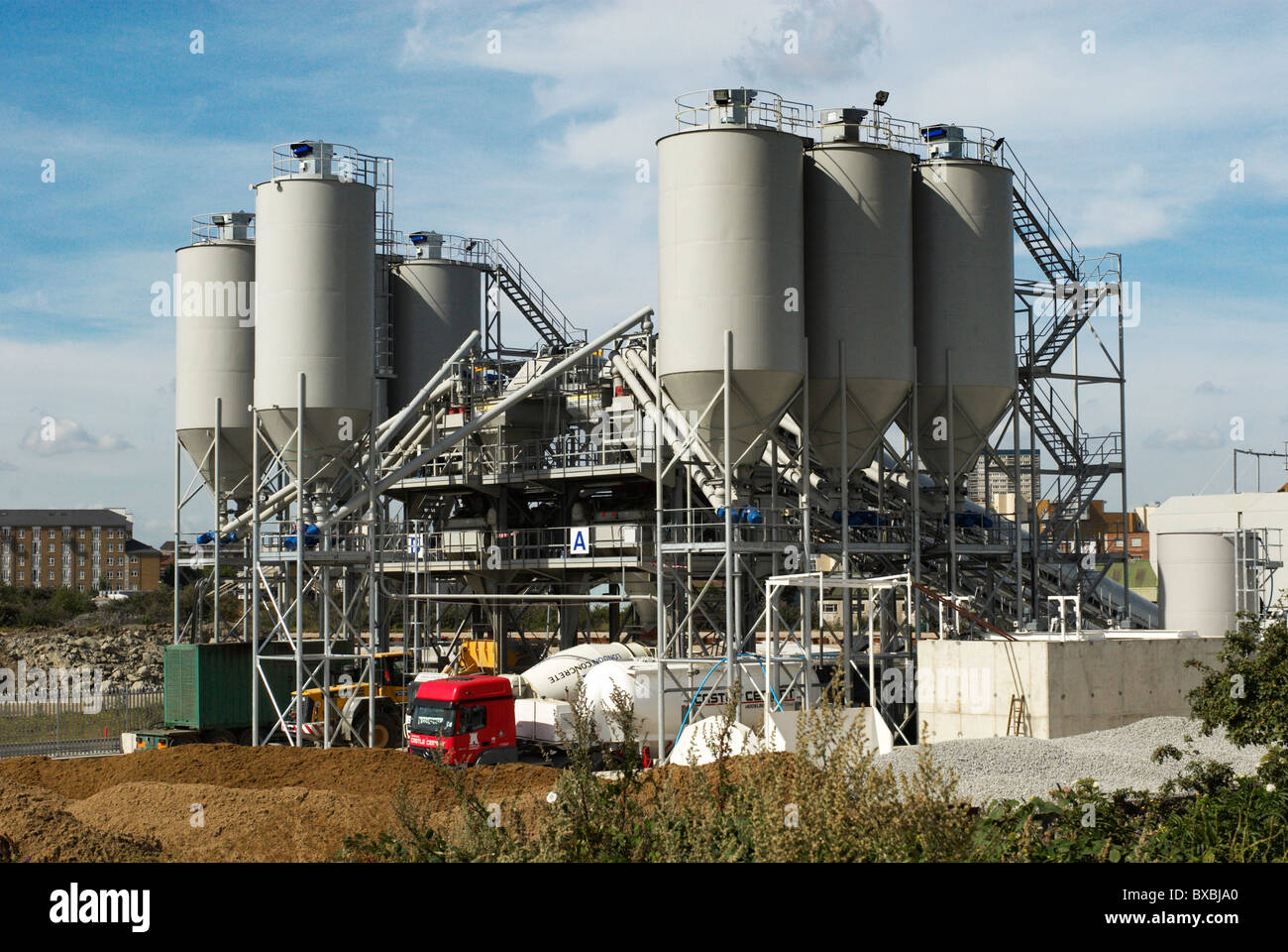 Deposito Cementworks impostato sul Parco Olimpico sito Stratford East London REGNO UNITO Foto Stock