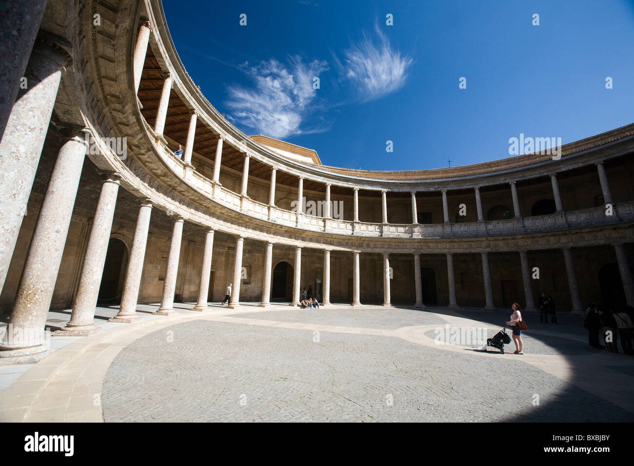 Cortile del Palazzo del Re Carlo V, Granada, Spagna Foto Stock
