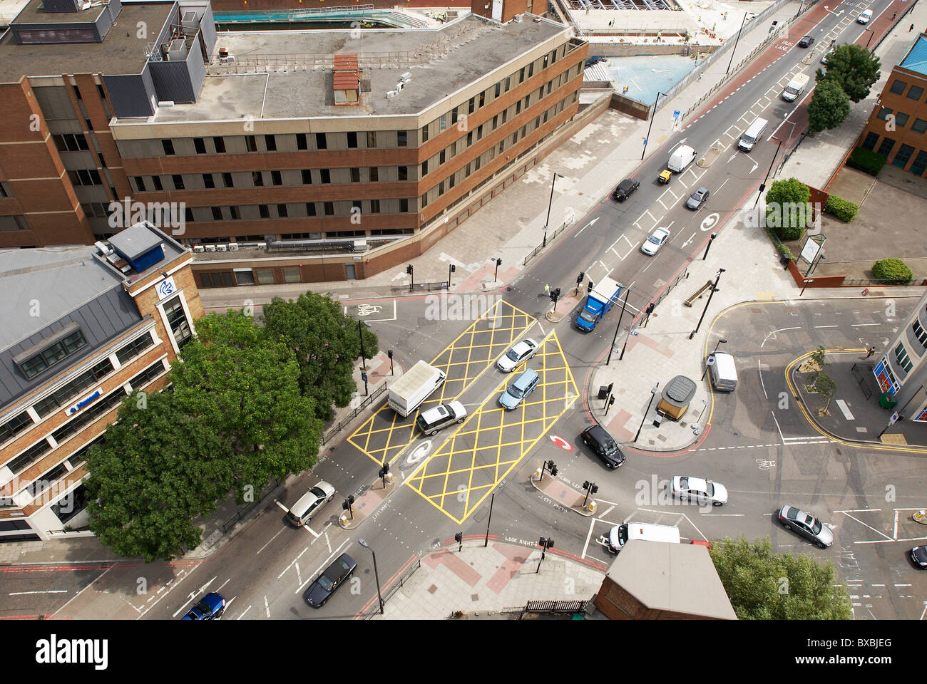 Vista aerea di una casella gialla junction City Road Finsbury North London REGNO UNITO Foto Stock