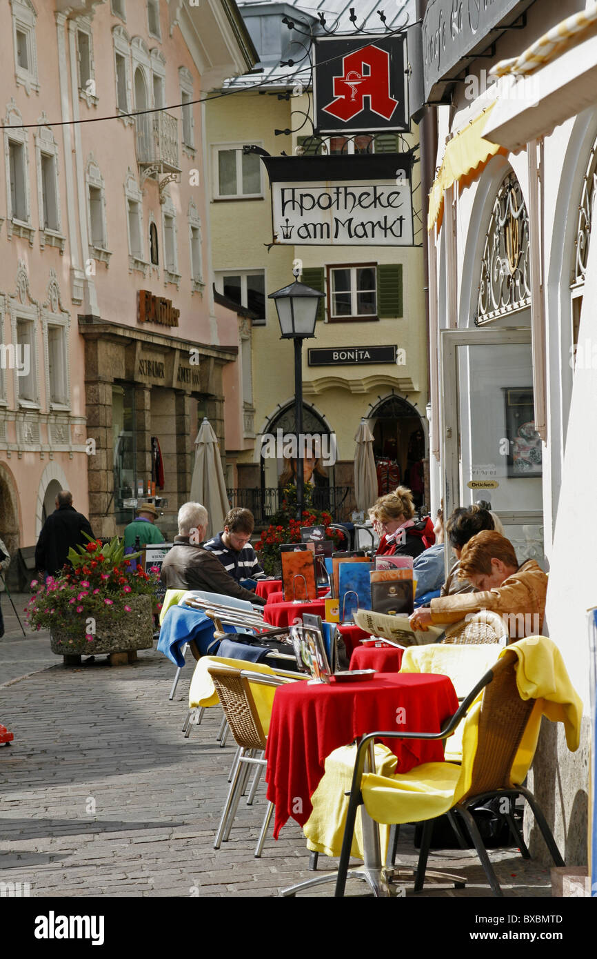 Germania Baviera Berchtesgaden land architettura bavarese cafe ristorante Gasthaus outdoor cafe Foto Stock