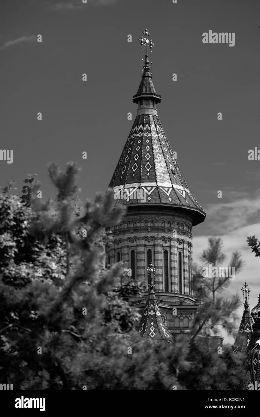 La torre della cattedrale ortodossa in Timisoara, Romania. Foto Stock