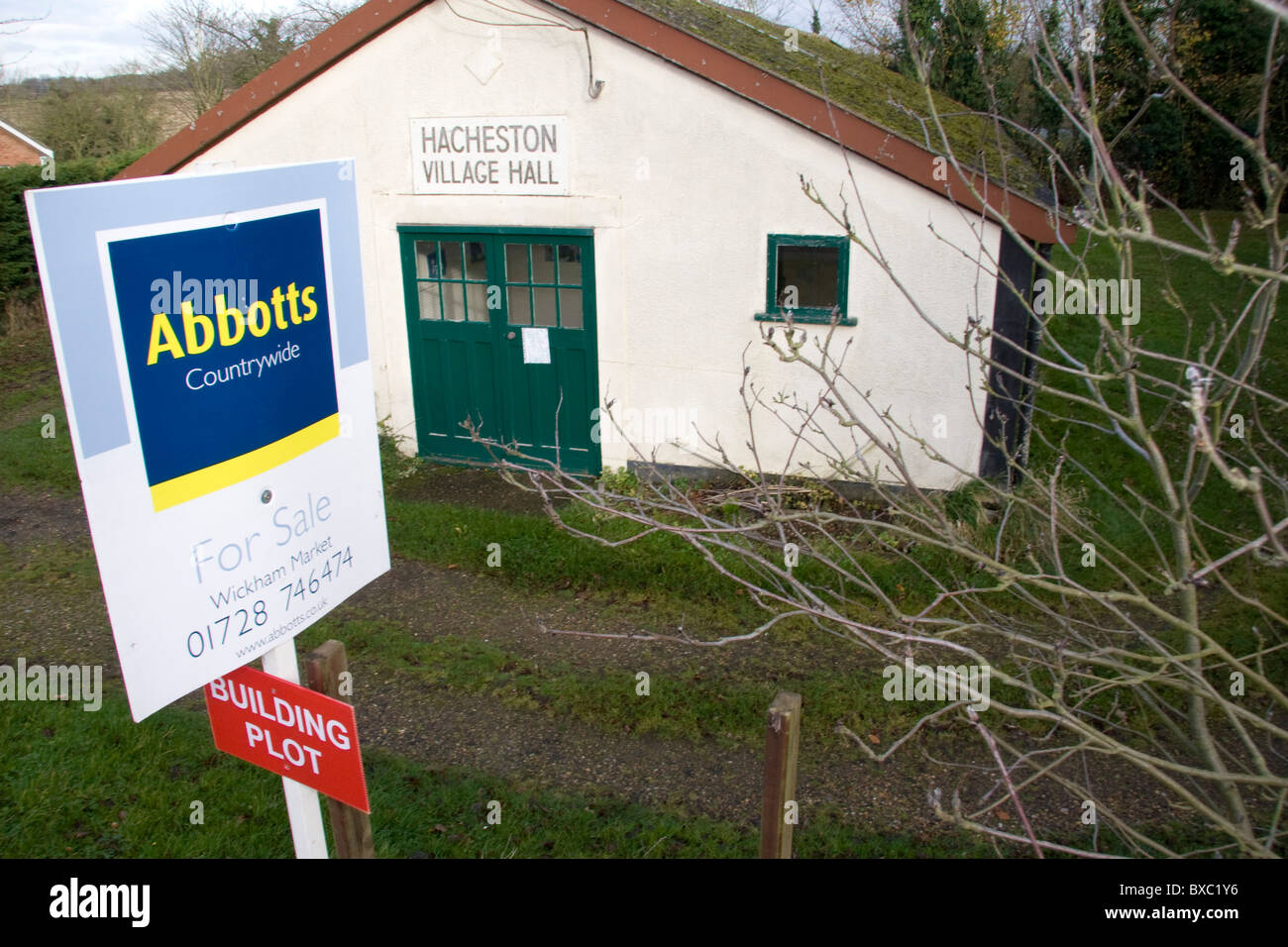Hacheston in Suffolk sala villaggio IN VENDITA Foto Stock